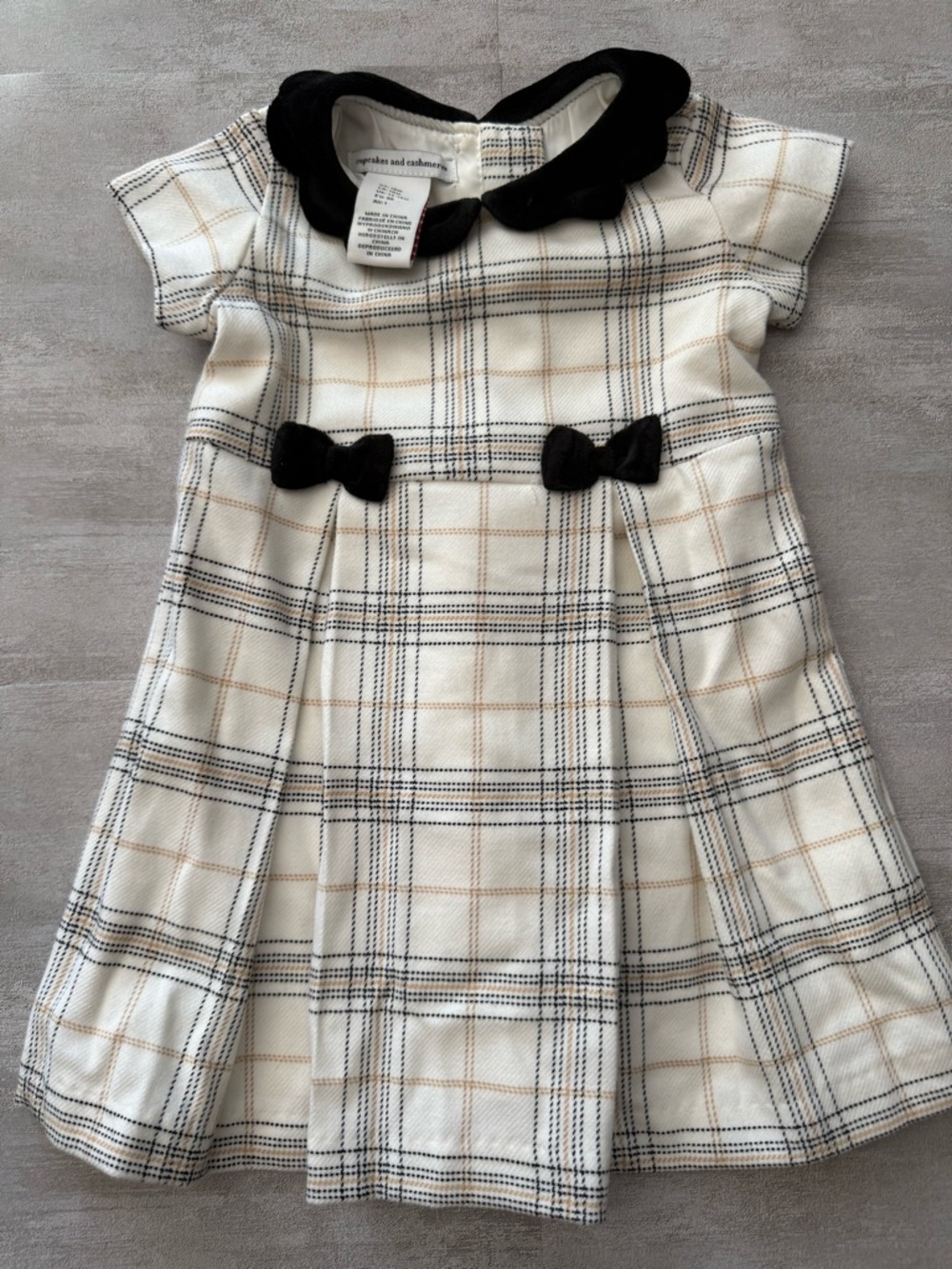 cupcakes & cashmere Cream Plaid Dress with Black Collar and Bows 18 Month